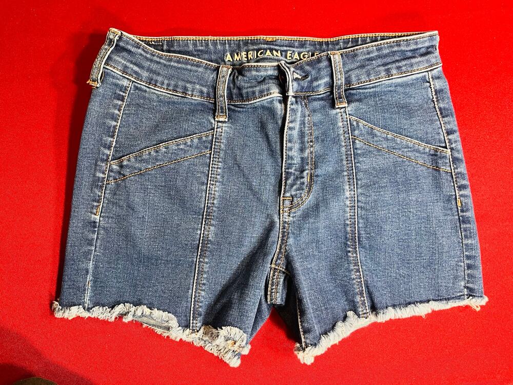 American Eagle Midi Super Stretch Denim Jorts Distressed Panel women size 8-good